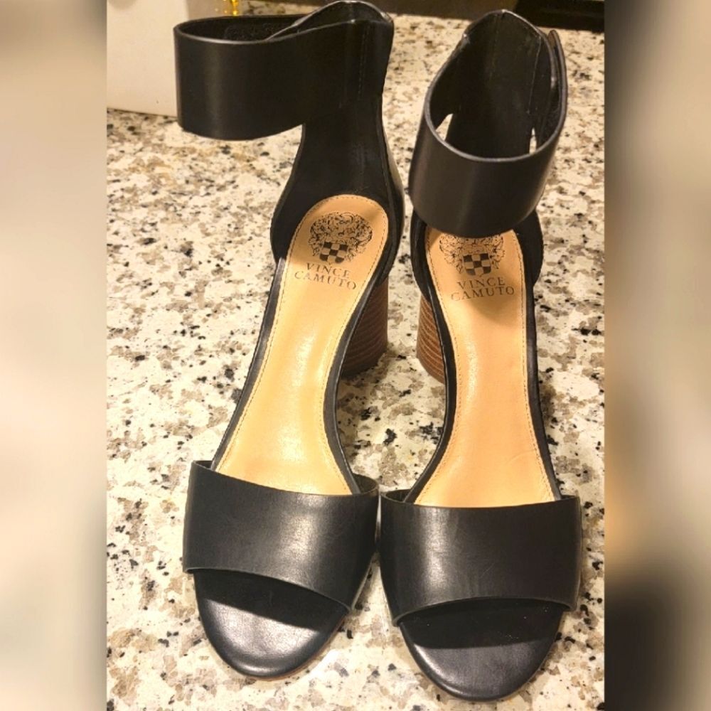 Vince Camuto Heels clogs black size 10